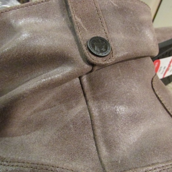 Birkenstock Women's Ankle Boots in Taupe - Picture 11 of 15